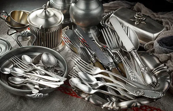 Rachat Vieux couverts près de Saint-Chef